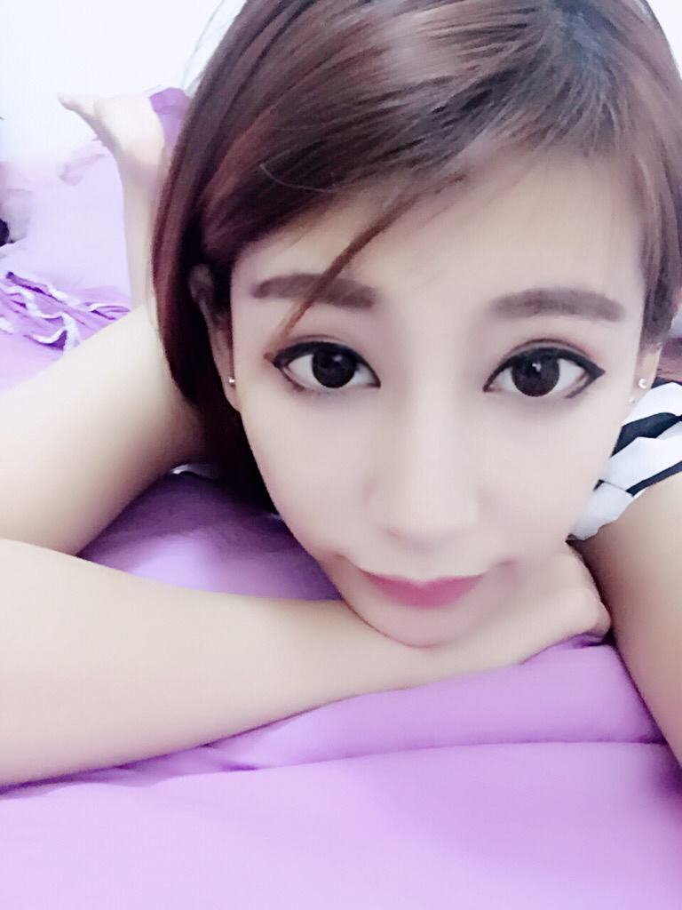 年度新人王丨气质美女娜娜